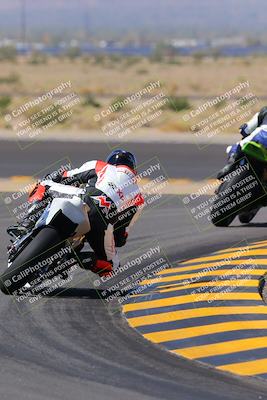 media/Oct-08-2022-SoCal Trackdays (Sat) [[1fc3beec89]]/Turn 11 Backside (1145am)/